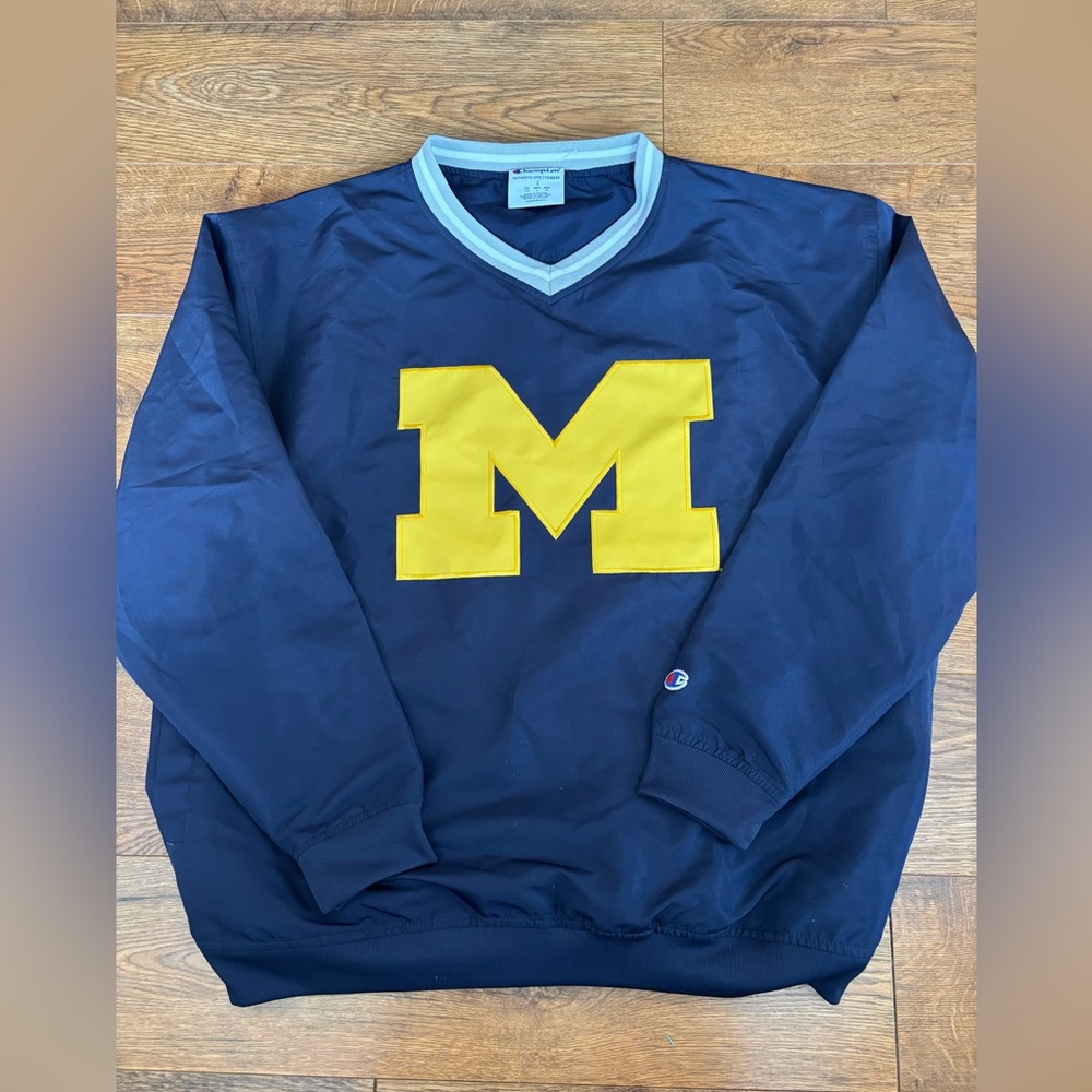 University of Michigan Champion Nylon Sweatshirt - Men's Large